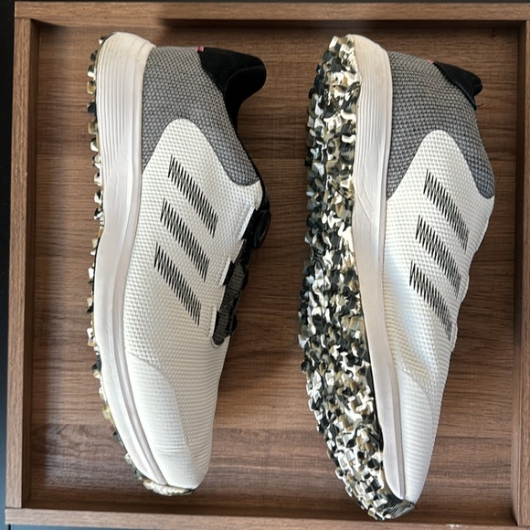 ADIDAS S2G BOA SPIKELESS GOLF SHOES - Picture 2 of 6